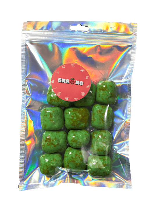 Gefriergetrocknete Baklava-Dragees mit grüner Schokolade